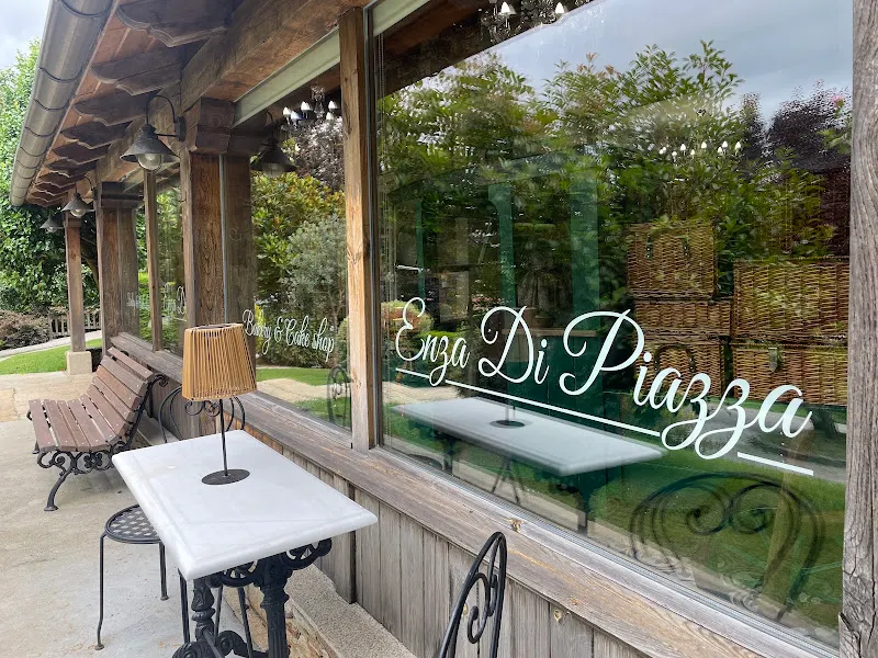Enza Di Piazza Bakery - Cambre