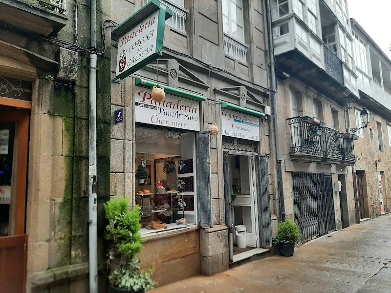 Lamela Fernandez S.L. (Panadería Pastelería Corona de Galicia) - Muros