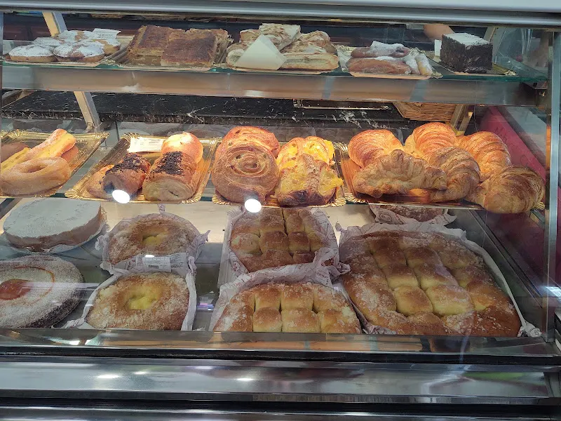 Cafetería Pastelería Valencia _ Stollen - Ferrol