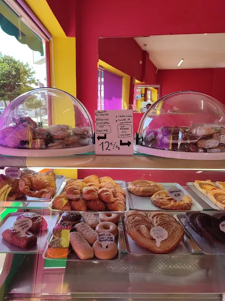 Beca Pastelería Pizzería