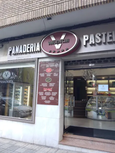Panaderia - Pastelería Valencia - Panadería en Ferrol - foto 2