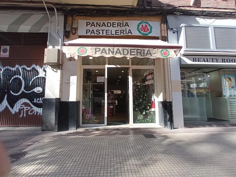 Panadería Pastelería La Oka - Panadería en Logroño - foto 2