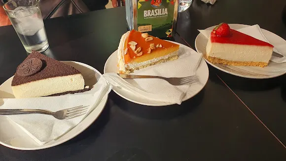 Pasteleria París (Halal)