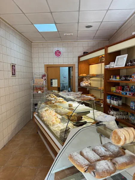 Panadería San Juan - Panadería en Alguena