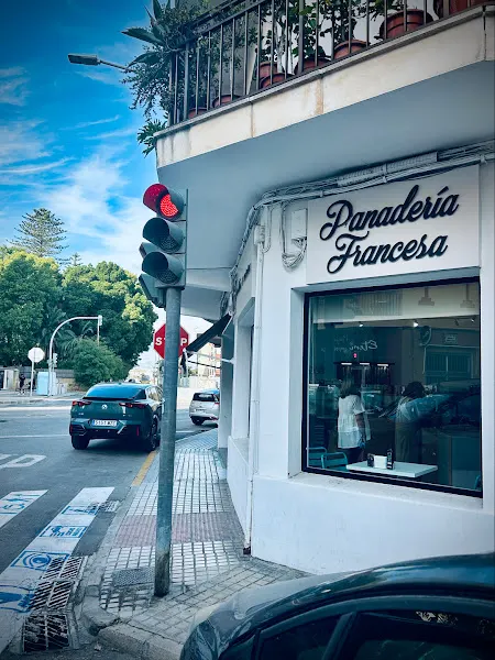 Tradition & Macaron - Panadería en Denia - foto 2