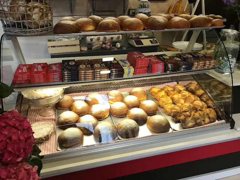EL PAN DE LA LOLA