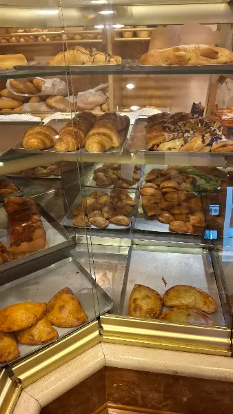 Fernando Payà Sanchís - Panadería en Muro de Alcoy - foto 2