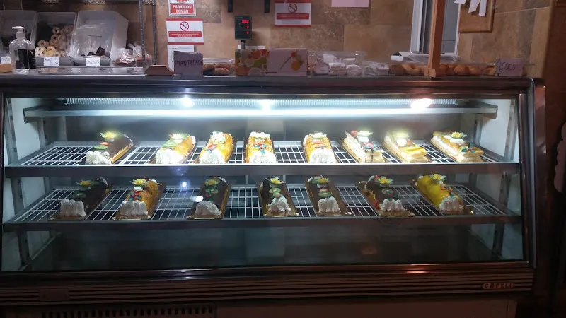 Churrería & Pastelería Del Águila - Tijola