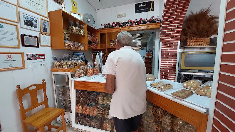 Panadería El Túnel,S.C.