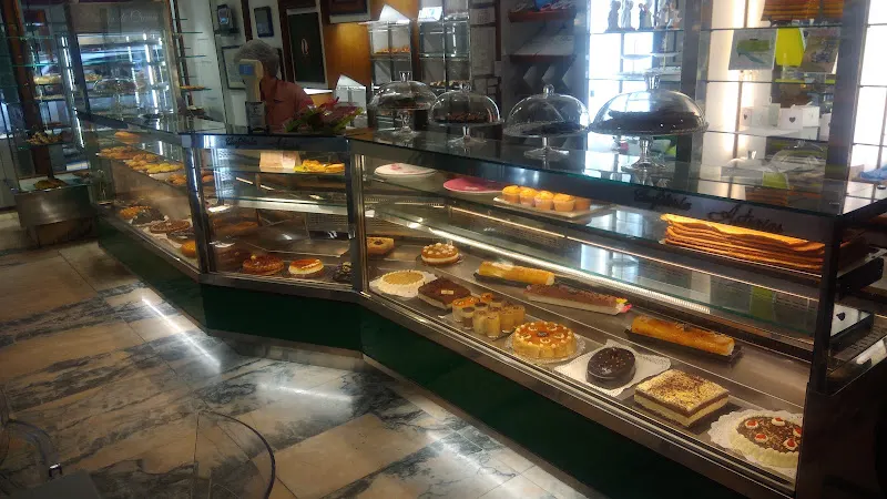 Pastelería Asturias - Oviedo