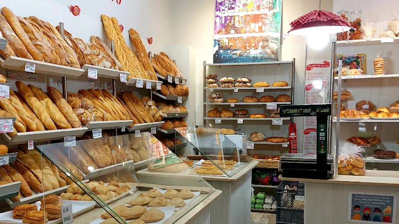 Pastelería - Panadería La Colosal - Avilés