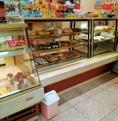 Pastelería Confitería Izquierdo - Madrid