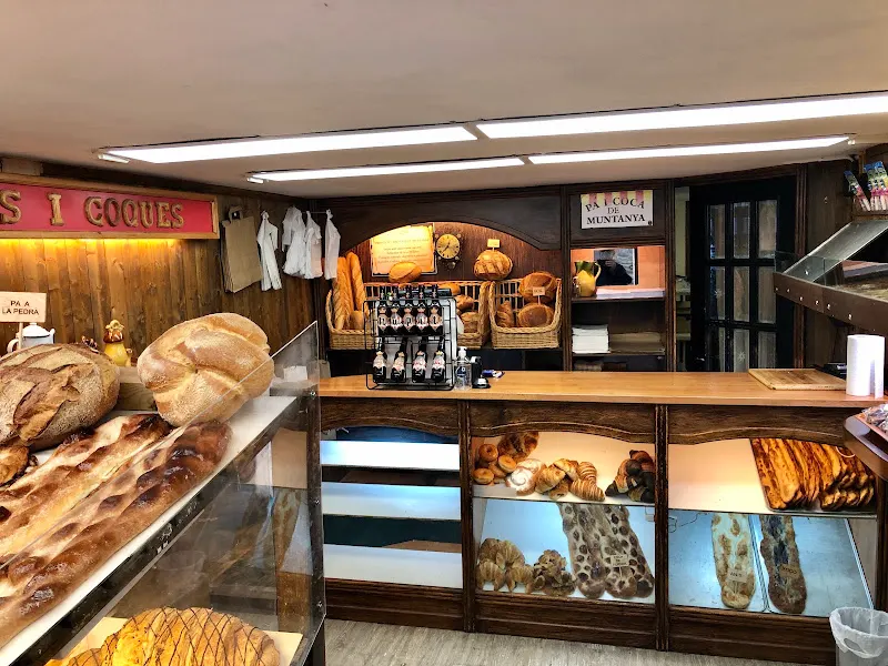 Forn Ca l'Enric Rupit Croissants Gegants
