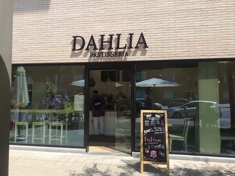 DAHLIA PASTISSERIA - Pastelería en Parets del Valles - foto 2