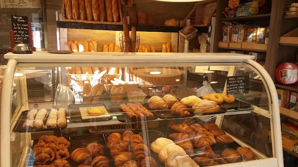 El Racó del Pa (Pan Y Pasteles)