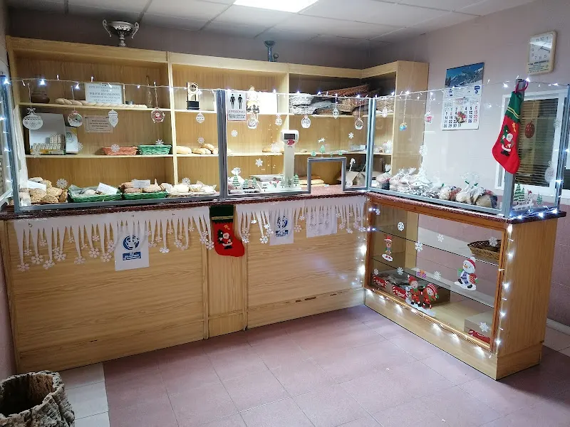 Panadería y bollería/ Padaria e confeitaria Carlos - Cedillo