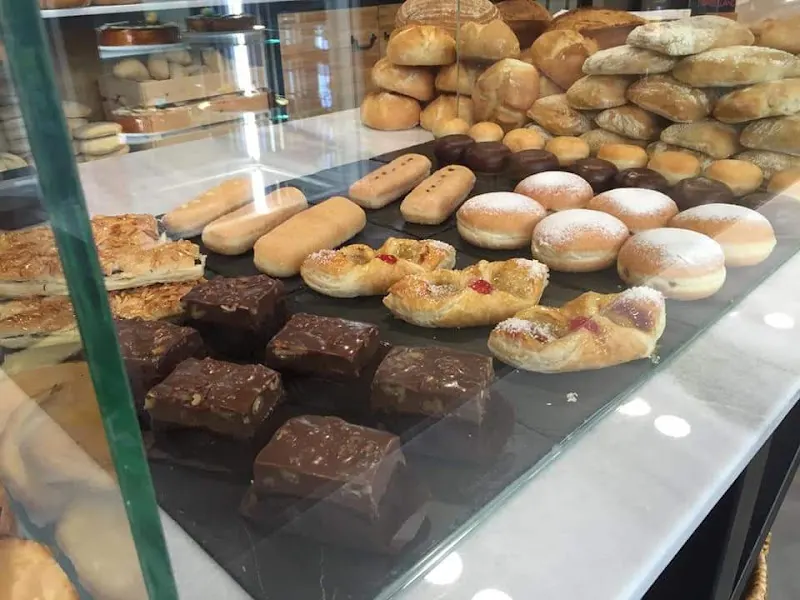 Panadería & Pastelería Paco - Puerto Serrano