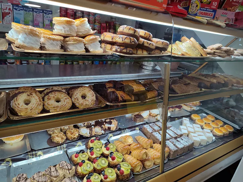 Pastelería La Gloria - Olvera