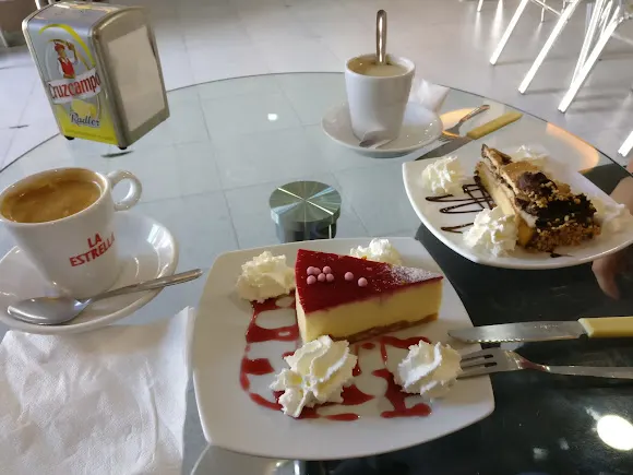 Pastelería El Paseo - Pastelería en Arcos de la Frontera
