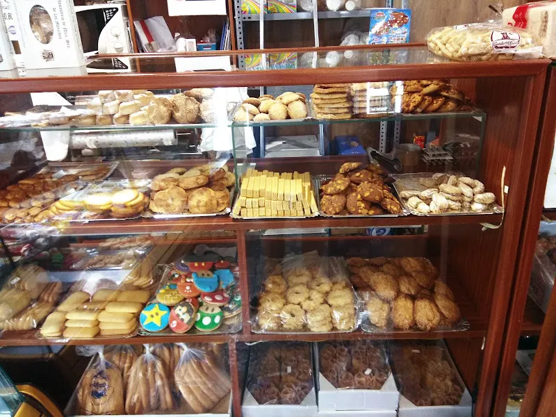 PASTELERÍA HELADERÍA Julita Monescillo FRUTOS SECOS. - Almodovar del Campo