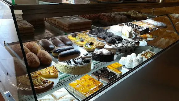 OBRADOR DE PASTELERIA RAFAEL CABELLO - Puente Genil
