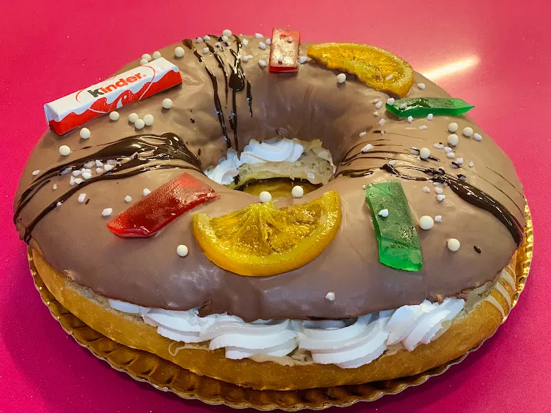 TIENDA BOMBÓN PASTELERÍA FRUTOS SECOS. - San Clemente