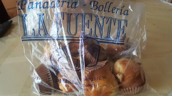 Panadería-Bollería LA FUENTE. - Pinarejo