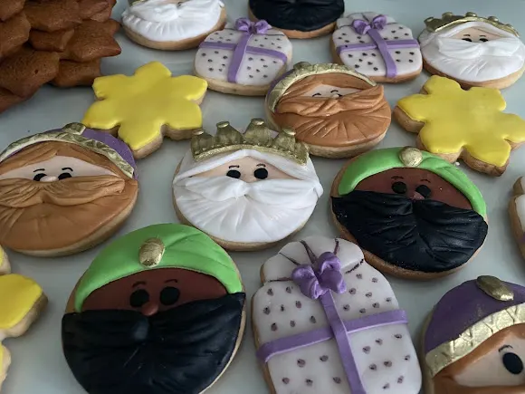 FLORES DE AZUCAR PERSONALIZADAS MADRID - REPOSTERIA PERSONALIZADA - AMANDA