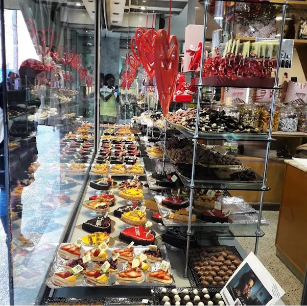 Pastelería Reverter - Pastelería en Girona - foto 2