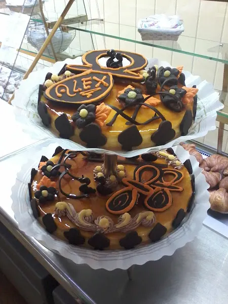 Aymà Pastisseria i Pizzeria