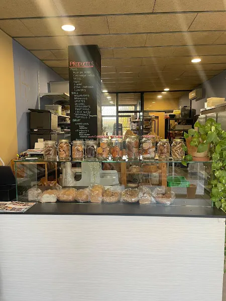 Lamare Villa - Panadería en Bisbal dEmporda (La) - foto 2