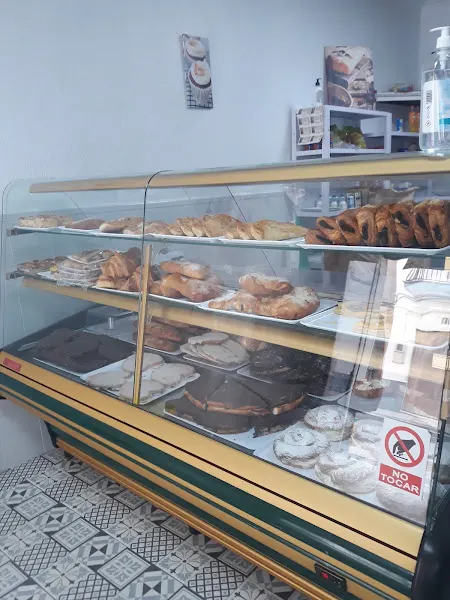 Dulce y Salado. Panadería. - Pedro Martinez