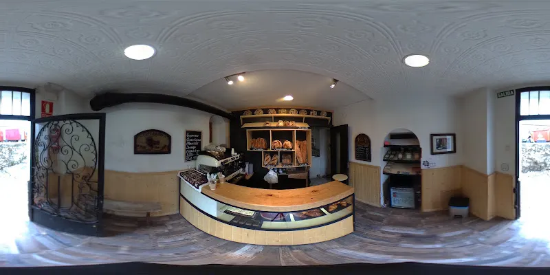 Minuit Take Away - Panaderia Cafeteria - Granada
