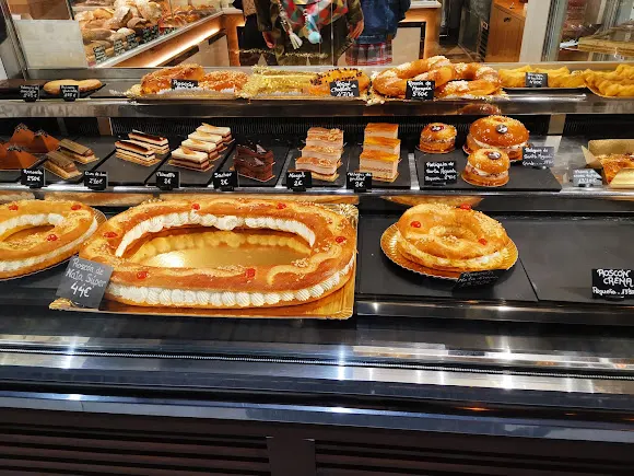 Pastelería Tolosana. Panadería artesana en Calle Canfranc, 8 - Zaragoza. Obrador artesano. - Zaragoza