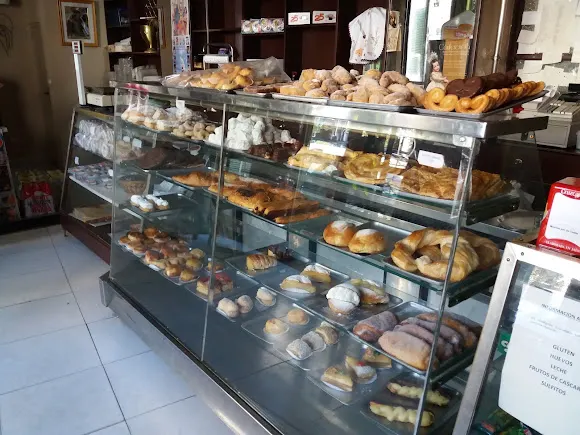 Pastelería Confitería Mari Trini - Alcaudete