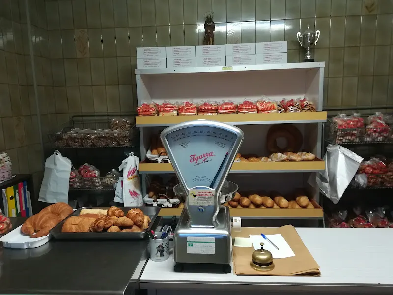 Panadería y Bollería San Roque - Siles