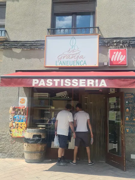 Granja L'Aneuenca Pastisseria | Esterri d'Àneu - Pastelería en Esterri dAneu - foto 2