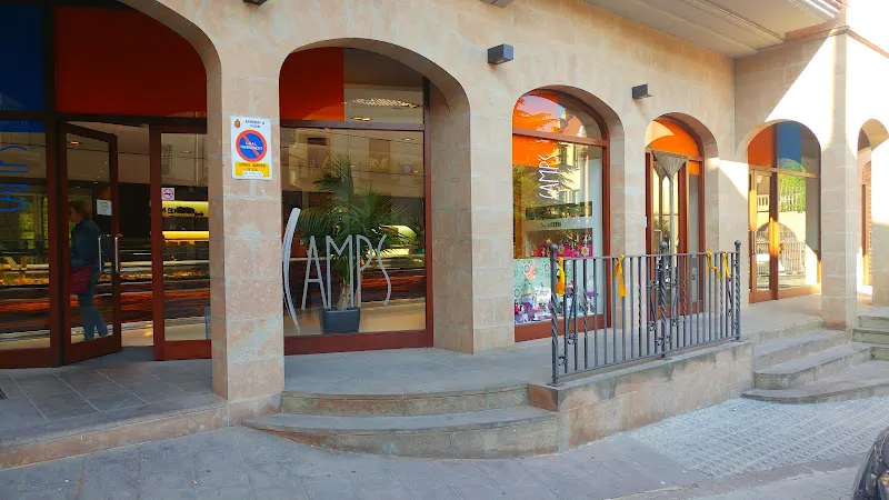 Forn de pa Camps Solsona SL (Plaça St Roc) - Pastelería en Solsona - foto 2