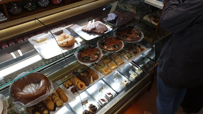 Pastelería Val de Brea: compra aquí la mejor Tarta de Mondoñedo - Mondonedo
