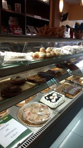 Ousá Pastelería Cafetería Comandante Manso - Lugo