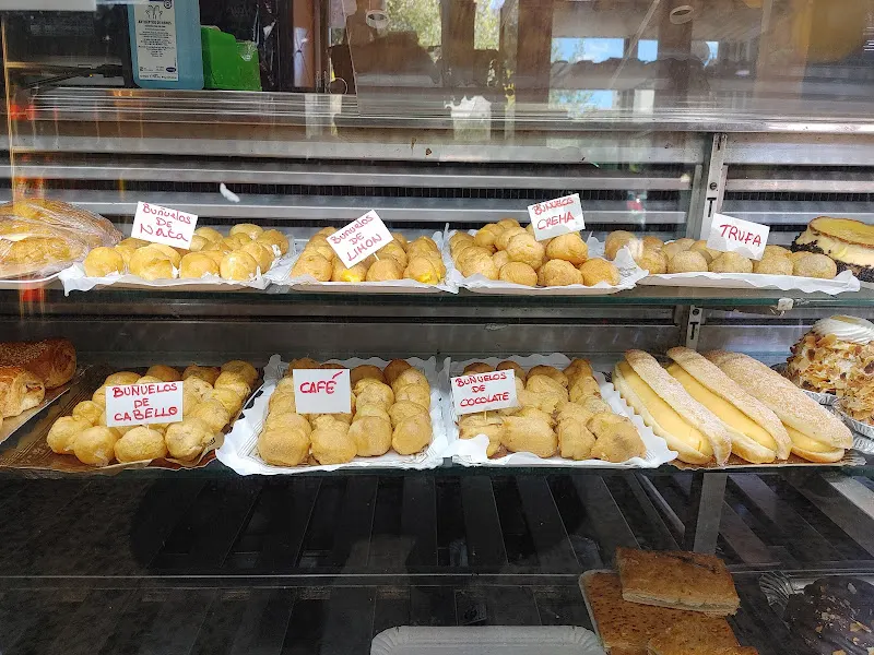 Pasteleria Adeli Croissanteria - San Fernando de Henares