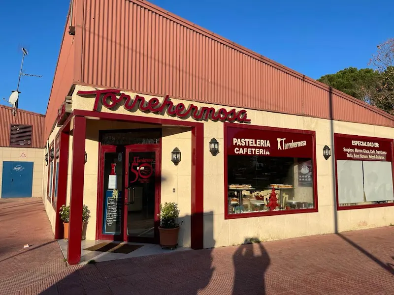 Pastelería Torrehermosa - Pastelería en Villanueva de la Cañada - foto 2