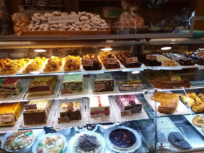 Pastelería Don Carlo C B
