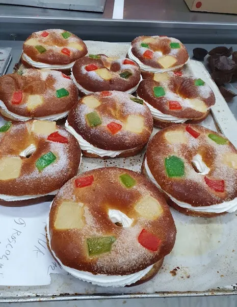 Panadería Pastelería La Esperanza