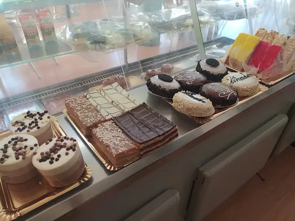 Cafetería-Panadería Horno La Laguna