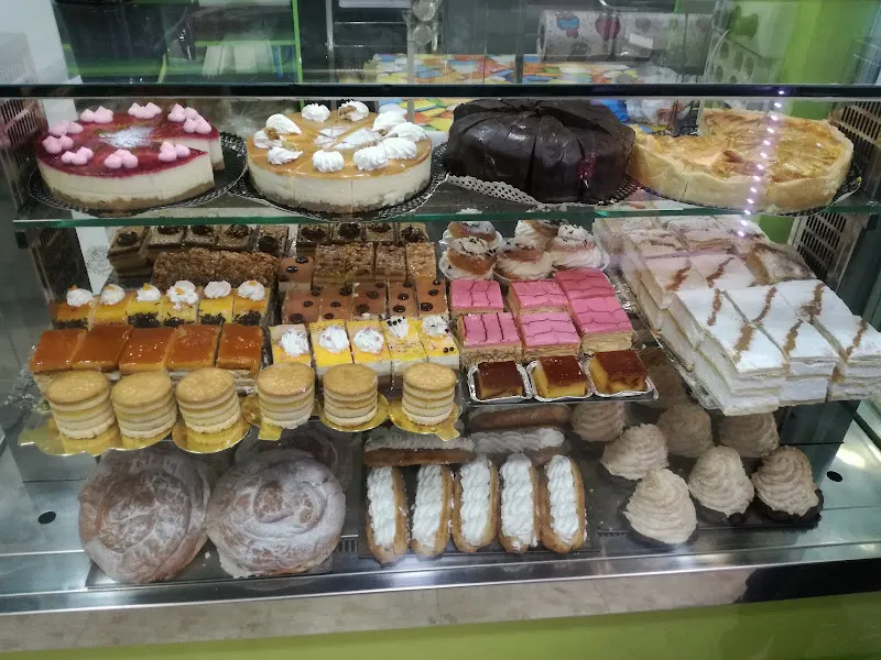 Pastelería Leo's