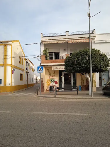 La Canela Pasteleria - Tocina