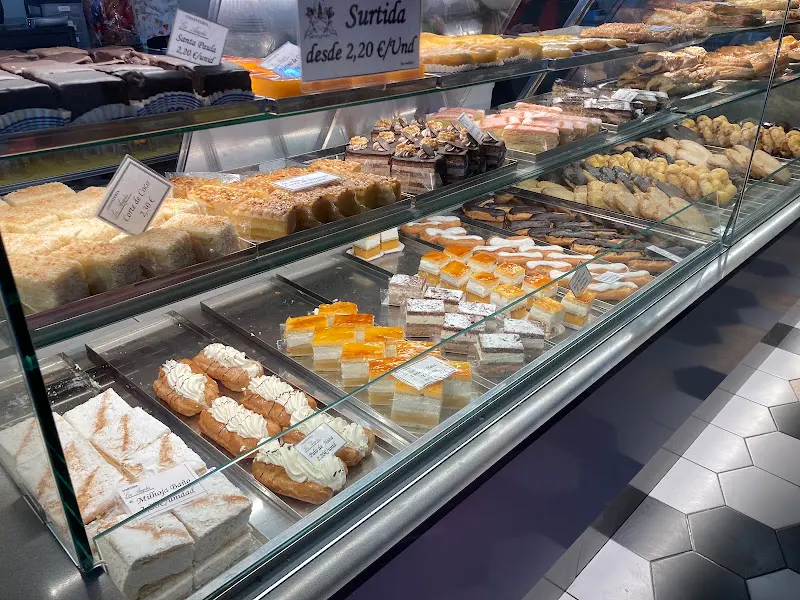 Confiteria LOS ANGELES - Panadería en Sevilla - foto 2