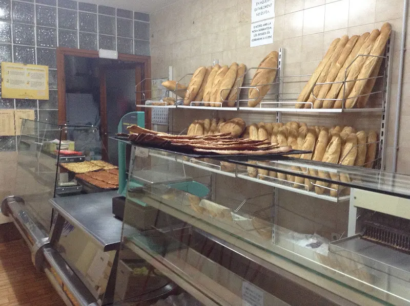 Forn de pa Caixal. - Vimbodi i Poblet