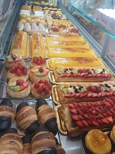 PASTELERÍA TRILL